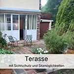 Bernsdorfer Strasse - Zentrumsnah, Teilweise Mit Balkon Oder Terrasse, Grosse Parkanlage - Ideal Fuer Familien, Paare Und Geschaeftsleute *