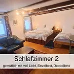 アパート Bernsdorfer Strasse - Zentrumsnah, Teilweise Mit Balkon Oder Terrasse, Grosse Parkanlage - Ideal Fuer Familien, Paare Und Geschaeftsleute