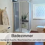 アパート Bernsdorfer Strasse - Zentrumsnah, Teilweise Mit Balkon Oder Terrasse, Grosse Parkanlage - Ideal Fuer Familien, Paare Und Geschaeftsleute *