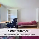 Bernsdorfer Strasse - Zentrumsnah, Teilweise Mit Balkon Oder Terrasse, Grosse Parkanlage - Ideal Fuer Familien, Paare Und Geschaeftsleute アパート ケムニッツ