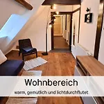 アパート Bernsdorfer Strasse - Zentrumsnah, Teilweise Mit Balkon Oder Terrasse, Grosse Parkanlage - Ideal Fuer Familien, Paare Und Geschaeftsleute