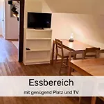 Bernsdorfer Strasse - Zentrumsnah, Teilweise Mit Balkon Oder Terrasse, Grosse Parkanlage - Ideal Fuer Familien, Paare Und Geschaeftsleute