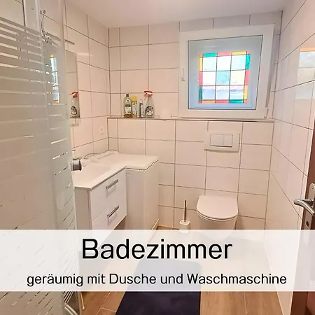Appartement Bernsdorfer Strasse - Zentrumsnah, Teilweise Mit Balkon Oder Terrasse, Grosse Parkanlage - Ideal Fuer Familien, Paare Und Geschaeftsleute