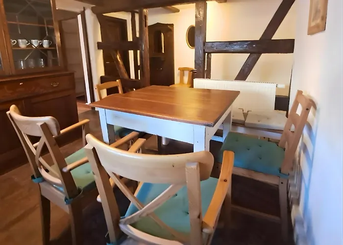 Bernsdorfer Strasse - Zentrumsnah, Teilweise Mit Balkon Oder Terrasse, Grosse Parkanlage - Ideal Fuer Familien, Paare Und Geschaeftsleute Apartment Chemnitz