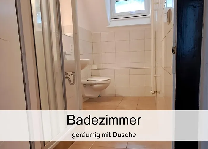 Bernsdorfer Strasse - Zentrumsnah, Teilweise Mit Balkon Oder Terrasse, Grosse Parkanlage - Ideal Fuer Familien, Paare Und Geschaeftsleute 아파트