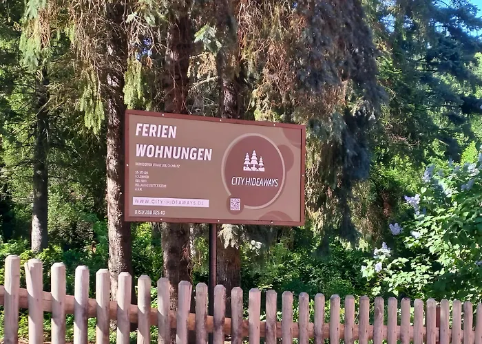 아파트 Bernsdorfer Strasse - Zentrumsnah, Teilweise Mit Balkon Oder Terrasse, Grosse Parkanlage - Ideal Fuer Familien, Paare Und Geschaeftsleute